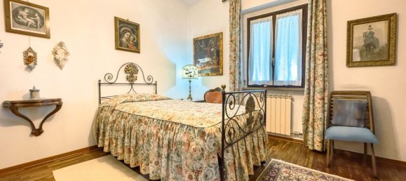 4 bedrooms Villa in Oleggio, Italy No. 377487 20