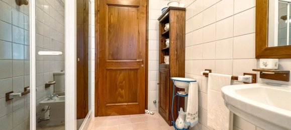 4 bedrooms Villa in Oleggio, Italy No. 377487 23