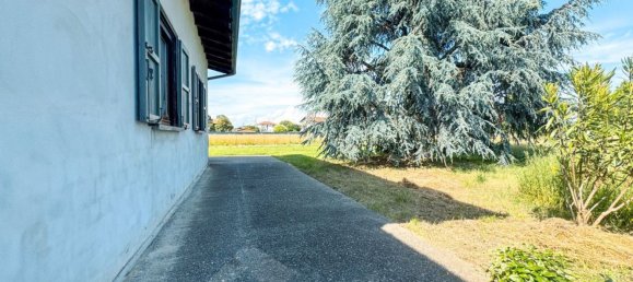 4 bedrooms Villa in Oleggio, Italy No. 377487 28