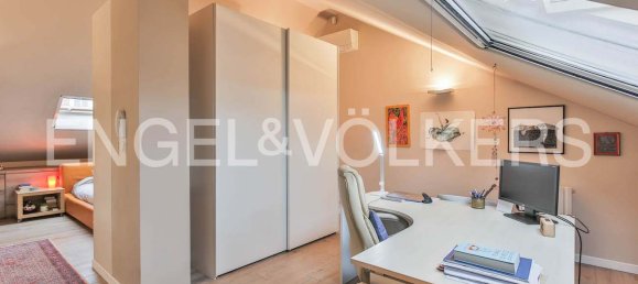 4 غرف نوم فيلا في Segrate, Italy رقم 136018 18