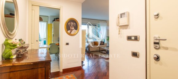 4-salle Appartement à Segrate, Italy No. 2568 4