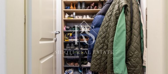 4-salle Appartement à Segrate, Italy No. 2568 20