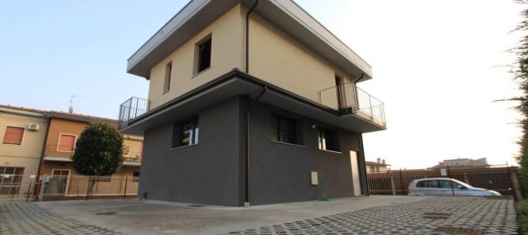 3-Zimmer Villa in Telgate, Italy, Nr. 35661 4