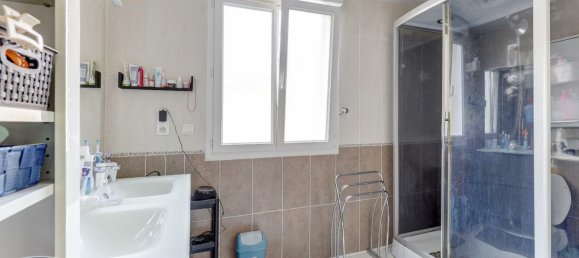 3 Schlafzimmer Haus in Puy-de-Dome, France, Nr. 305655 7