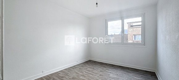 Apartamento de 3 dormitorios en Dunkerque, France No. 52349 8