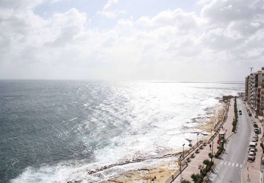 3 bedrooms Apartment in Sliema, Malta No. 8618