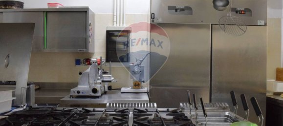 3غرفة عقار تجاري في Telese Terme, Italy رقم 78132 12