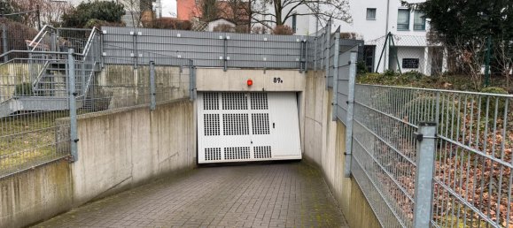 Парковка в Нюрнбергер-Ланд, Германия № 259456 2