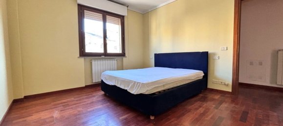 4 rooms Apartment in Arezzo, Italy No. 222130 20