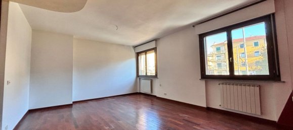 4 rooms Apartment in Arezzo, Italy No. 222130 10
