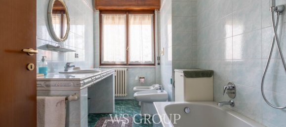 3 rooms Apartment in Monza, Italy No. 314357 9