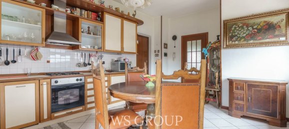 3 rooms Apartment in Monza, Italy No. 314357 20