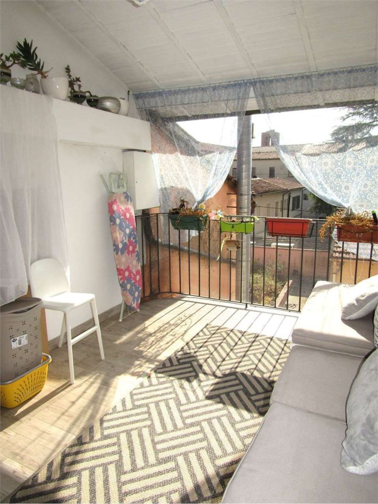 2 rooms Apartment in Pistoia, Italy No. 262278