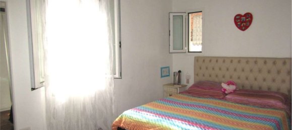 2 rooms Apartment in Pistoia, Italy No. 262278 5