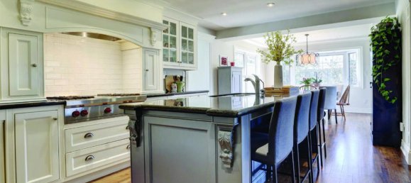 5 bedrooms House in Oakville, Canada No. 943 3