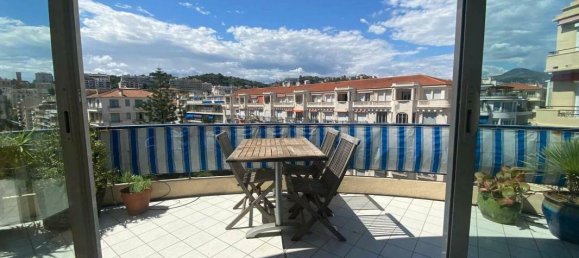 Studio in Nice, France No. 287798 8