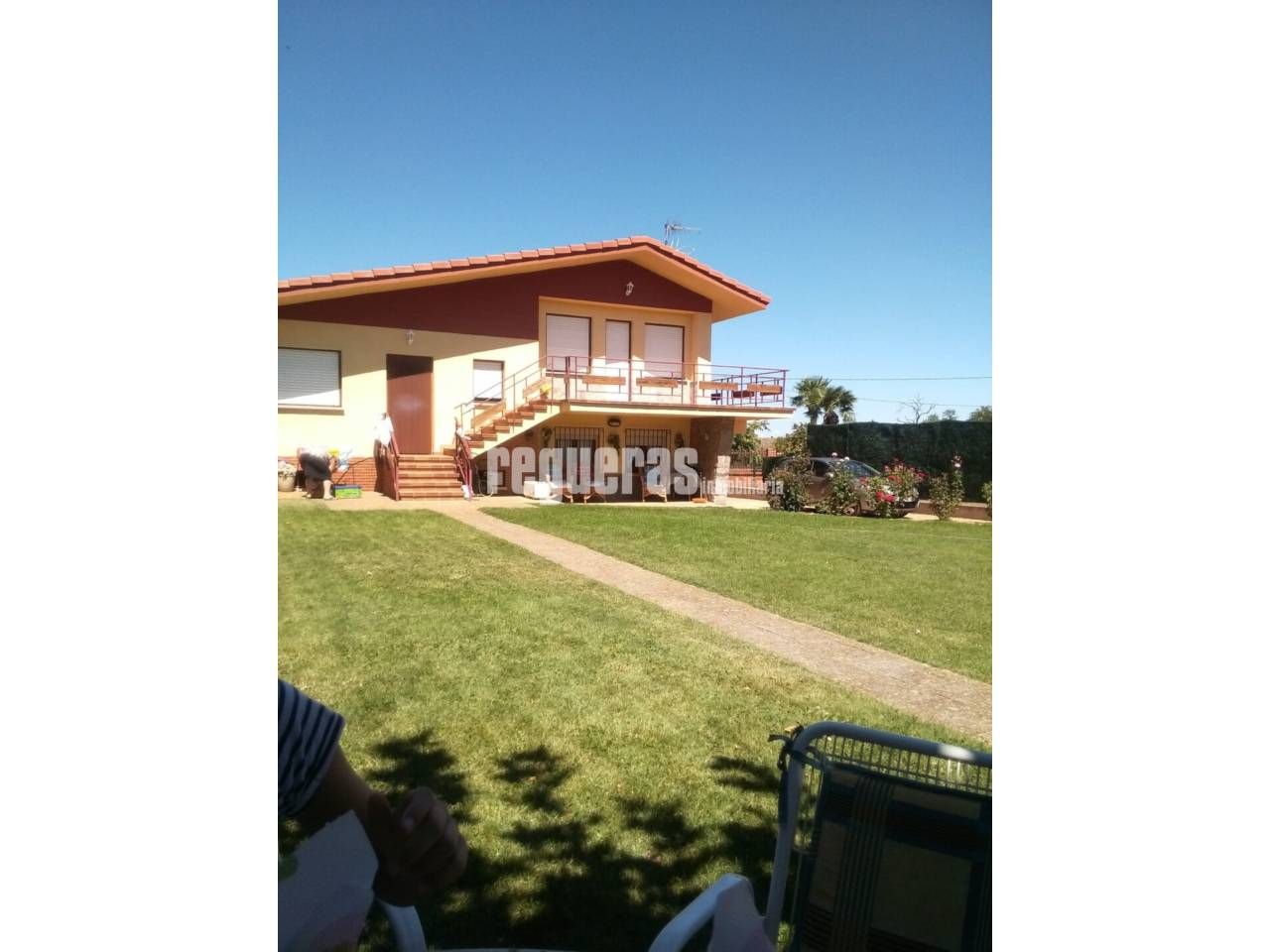 3 bedrooms House in Villamanan, Spain No. 218060