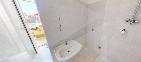 Склад с 3 комнатами в Брушано, Италия № 24656 14