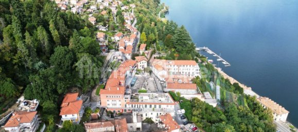 3 bedrooms Penthouse in Ghiffa, Italy No. 175626 20