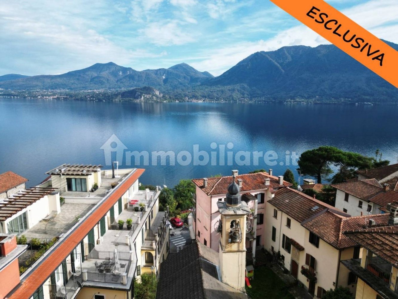 3 bedrooms Penthouse in Ghiffa, Italy No. 175626