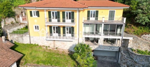 3 bedrooms Penthouse in Ghiffa, Italy No. 175626 15