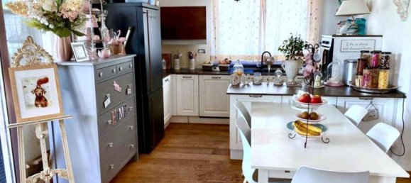 6 rooms Villa in Viareggio, Italy No. 89962 10