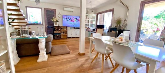 6 rooms Villa in Viareggio, Italy No. 89962 2