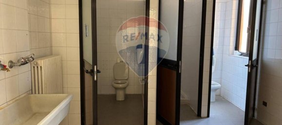 5 rooms Commercial property in Busto Arsizio, Italy No. 378648 42