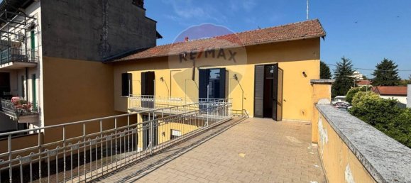 5 rooms Commercial property in Busto Arsizio, Italy No. 378648 30