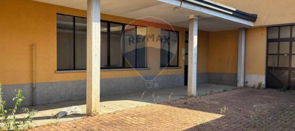 5 rooms Commercial property in Busto Arsizio, Italy No. 378648 34