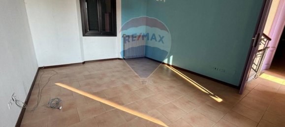 5 rooms Commercial property in Busto Arsizio, Italy No. 378648 24