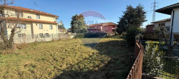 Grundstück in Capriate San Gervasio, Italy 800m², Nr. 69873 11