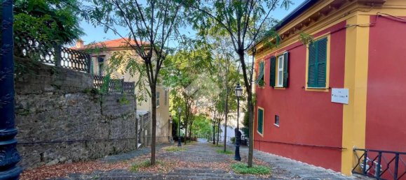 5 bedrooms Villa in La Spezia, Italy No. 305633 4