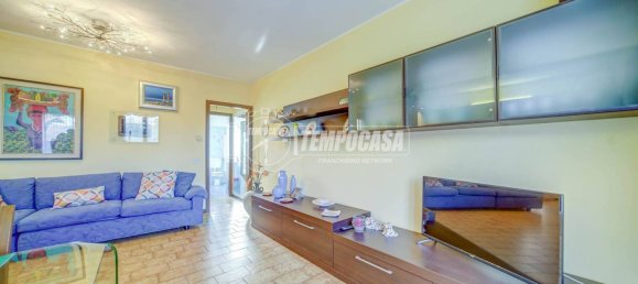 1 chambre Appartement à Taino, Italy No. 140860 8