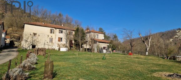 4 bedrooms House in Piana Crixia, Italy No. 121170 3