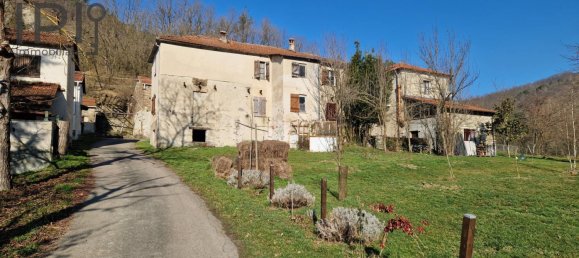 4 bedrooms House in Piana Crixia, Italy No. 121170 6