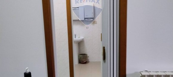 5-salle Bureau à Fabriano, Italy No. 311670 10