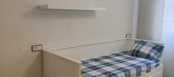 Apartamento de 3 dormitorios en Gijón, Spain No. 177480 11