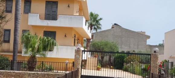 7 rooms Villa in Marsala, Italy No. 256096 3