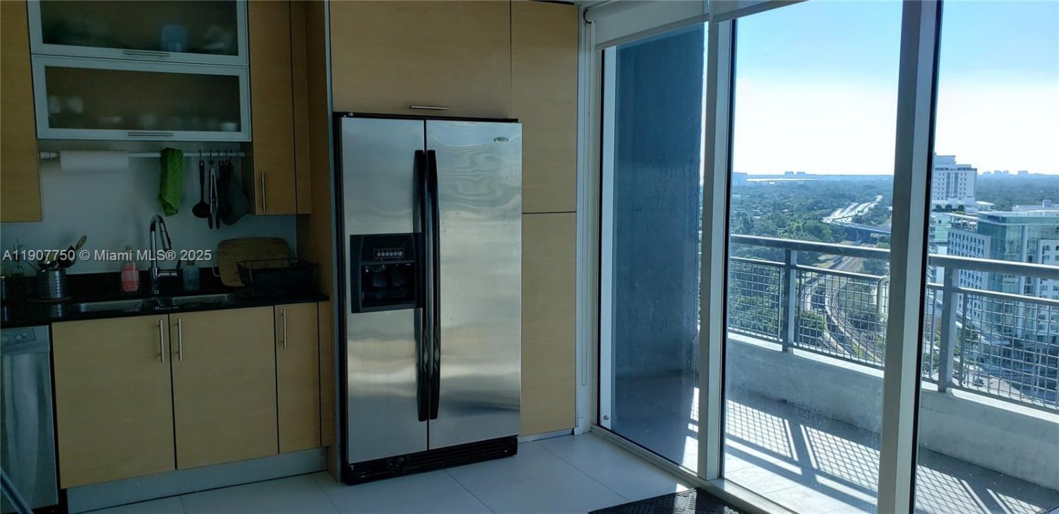 1 Schlafzimmer Wohnung in Miami, USA, Nr. 614213