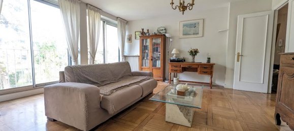 Квартира с 4 комнатами в Фонтене-су-Буа, Франция № 364065 2