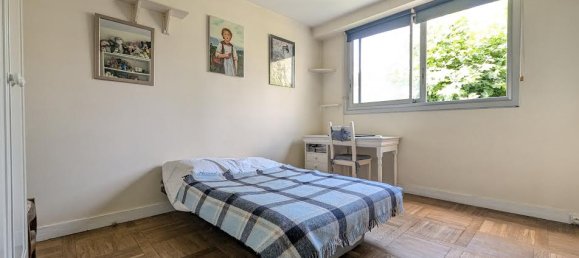 Квартира с 4 комнатами в Фонтене-су-Буа, Франция № 364065 6