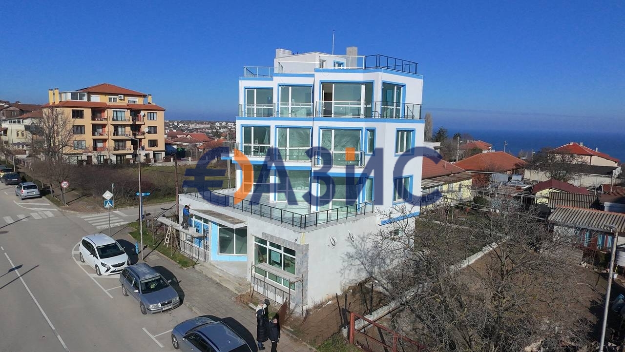 1 bedroom Apartment in Byala, Bulgaria No. 328