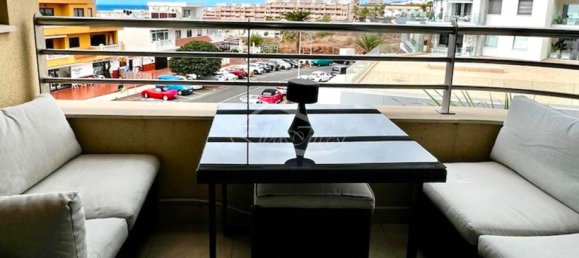 Apartamento de 2 dormitorios en Adeje, Spain No. 35859 9