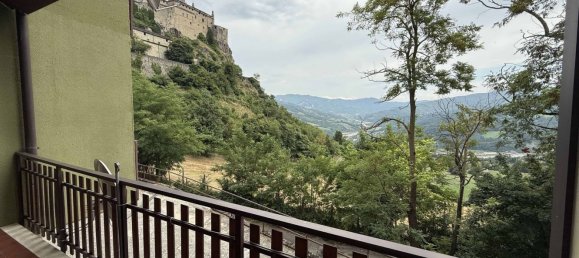 2 rooms Apartment in Bardi, Italy No. 267555 2