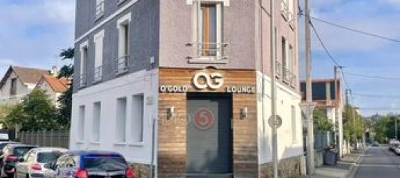 Edifício de 13 divisões em Villemomble, France N.º 362347 2