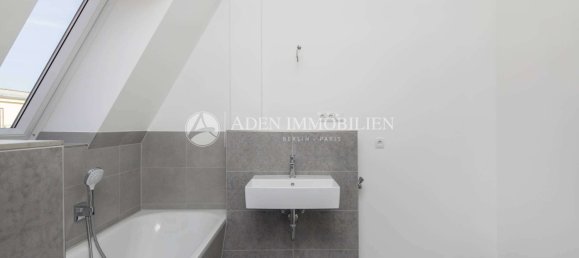 Квартира с 3 комнатами в Фридрихсхайн, Германия № 306311 22