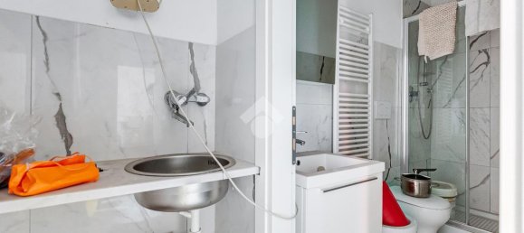 4 rooms Apartment in Rome, Italy No. 232368 29