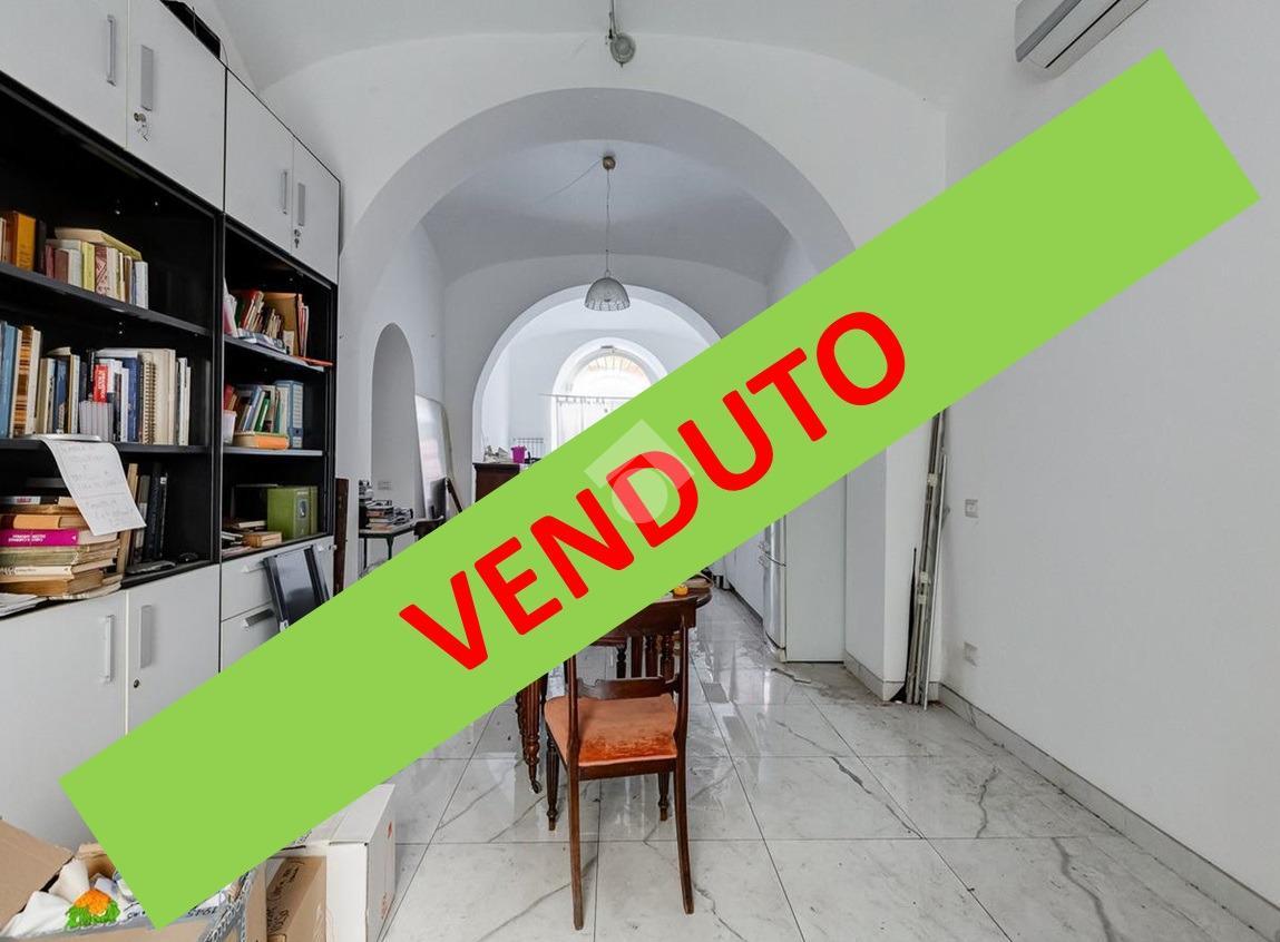 4 rooms Apartment in Rome, Italy No. 232368