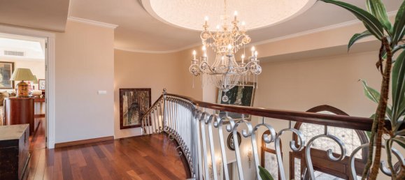 8 bedrooms Villa in Estepona, Spain No. 24226 12